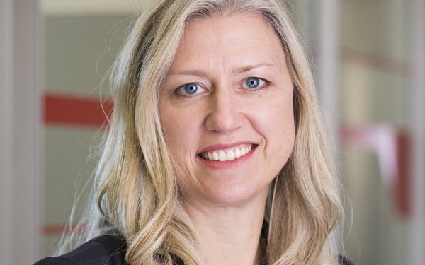 Jennifer Zeller headshot