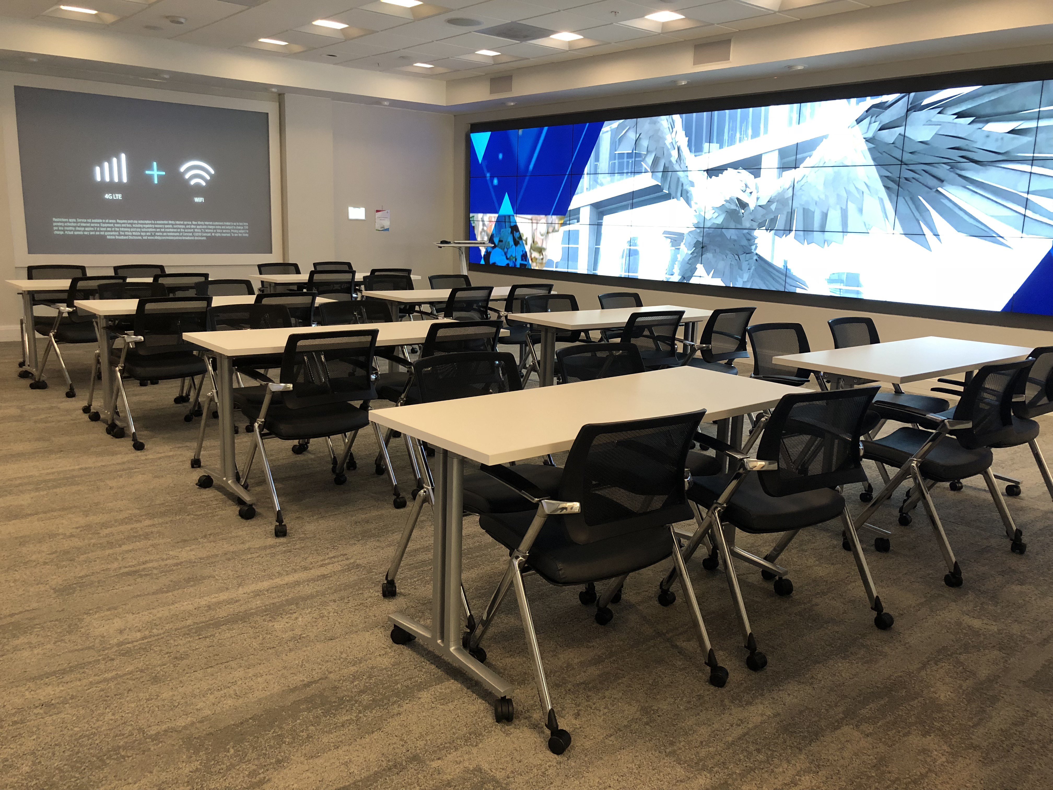 table-groups-room